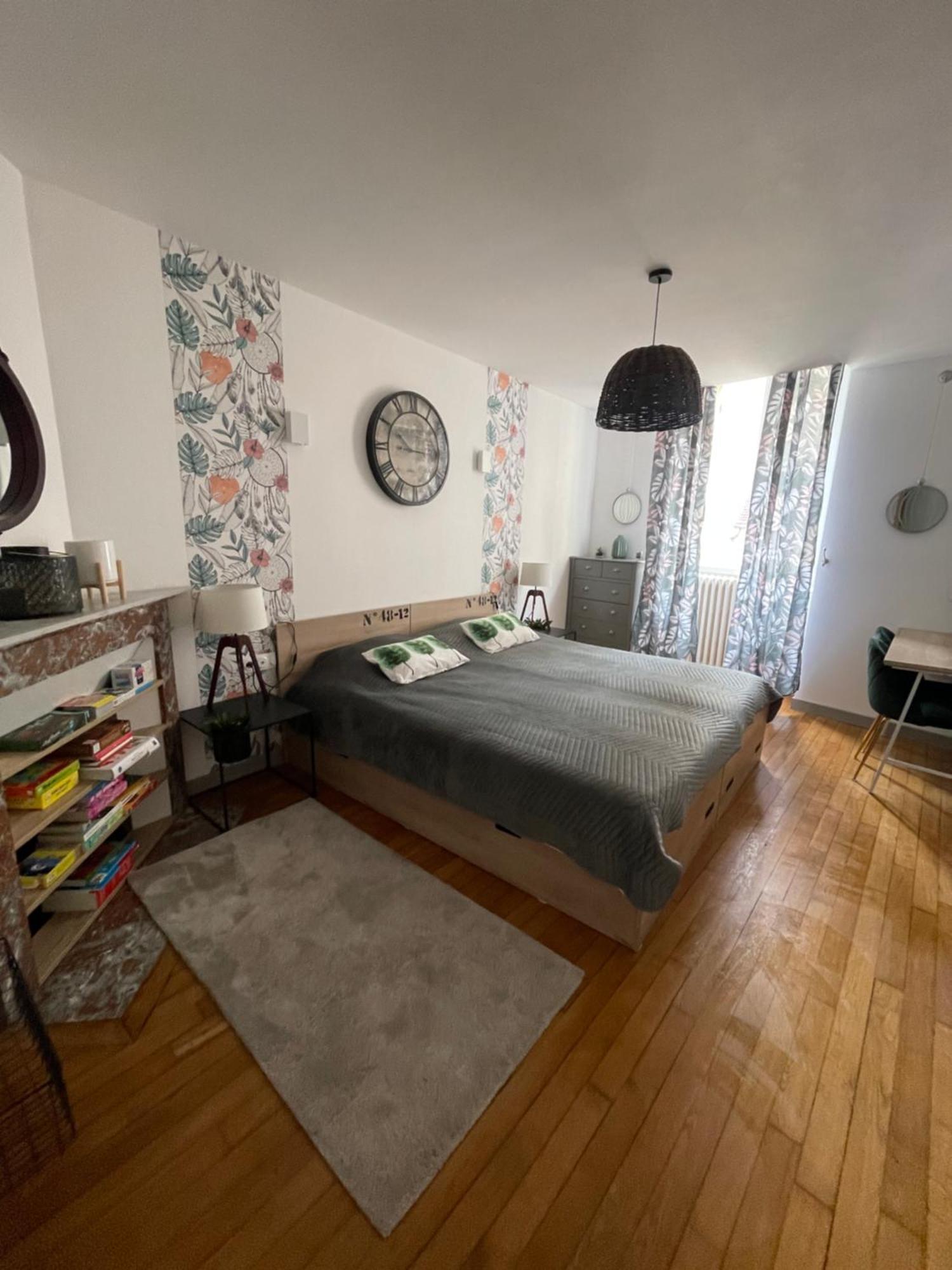 Appartement Moderne Centre Ville, 5 Personnes, 65 M2 Semur-en-Auxois Exterior foto